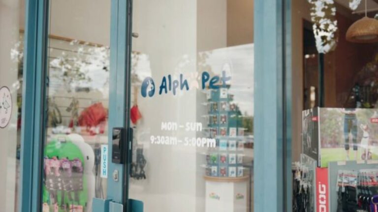 Petorium Pet Supply Warehouse And Manicured Muttz Dog Grooming