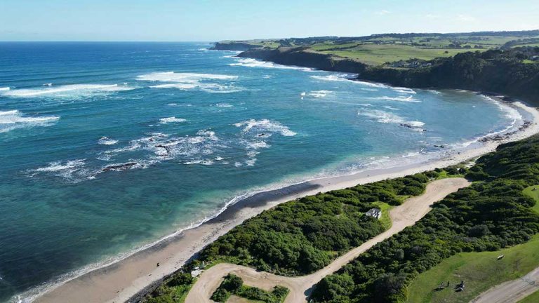 flinders-ocean-beach
